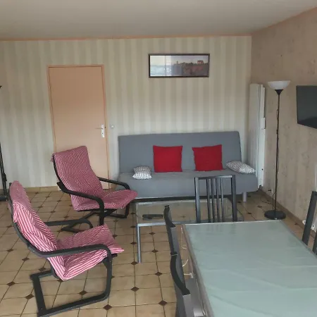 Apartmán 64 M2 - 4/6 Pers Centre - Parking-